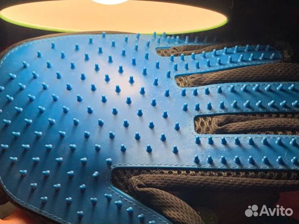 Перчатка расчёска для расчёсывания шерсти животных