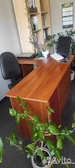 Компьютерный стол