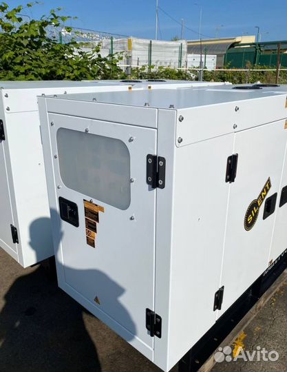 Дизельный генератор 22 кВт Amp