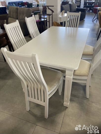 Стол из массива