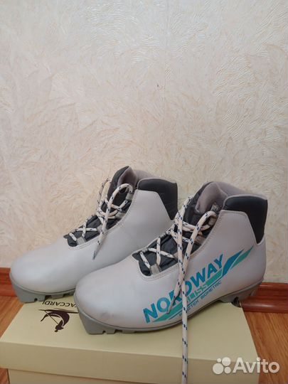Лыжные ботинки nordway 39 размера