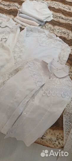 Платья 6шт, блузки 8 шт, брюки р 134, 140