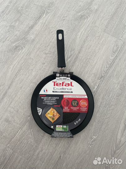 Сковорода Tefal Excellence блинная 25см.(Франция.)