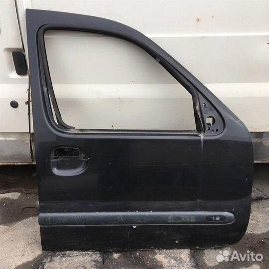 Дверь передняя правая Рено Кенгу Кангу