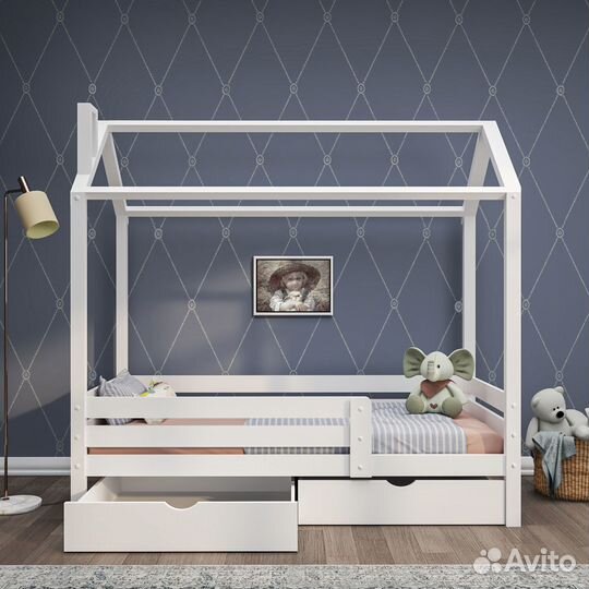 Кровать домик деревянная