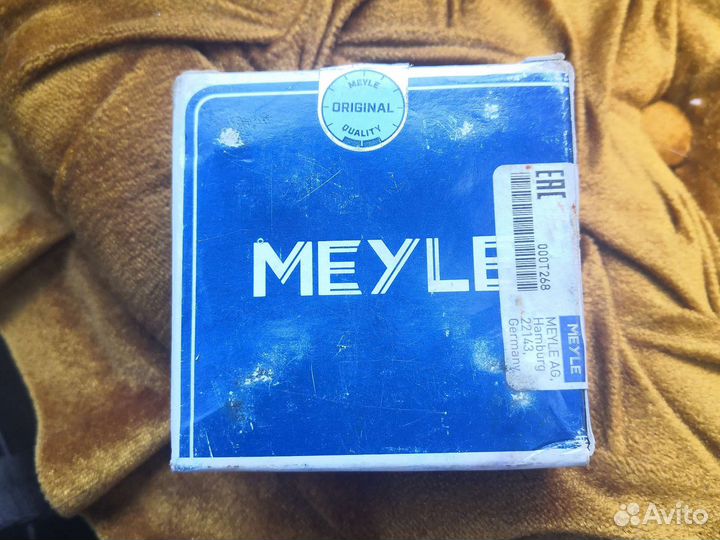 Крестовина кардана