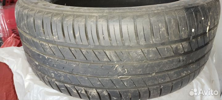 RoadX RXQuest SU01 235/50 R18
