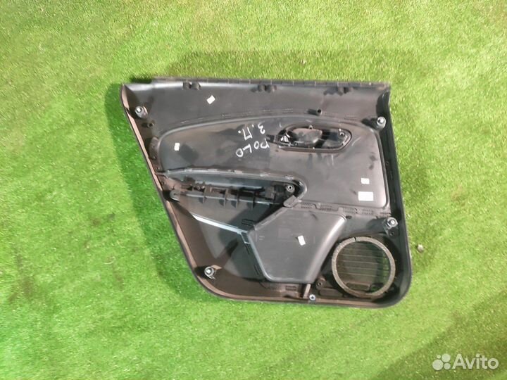 Обшивка двери задняя правая Volkswagen Polo Sedan