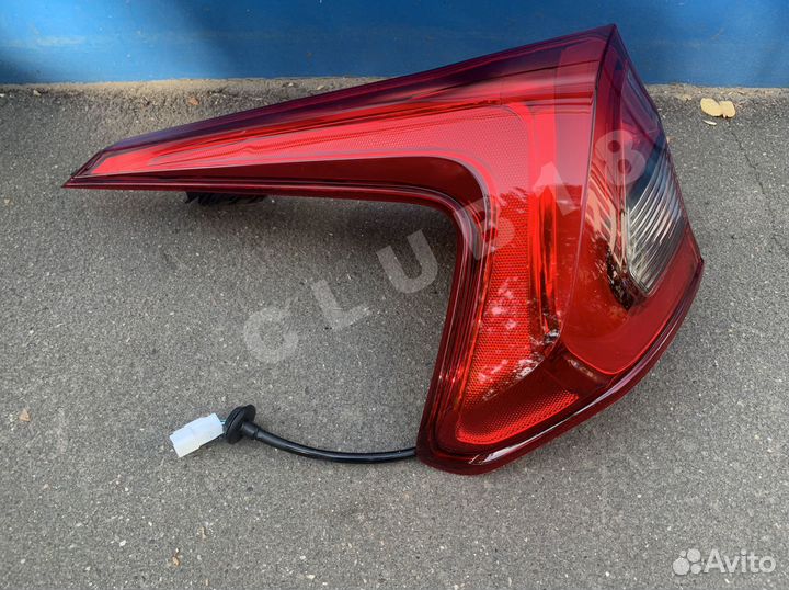 Фонарь левый Mitsubishi Eclipse Cross 17-22