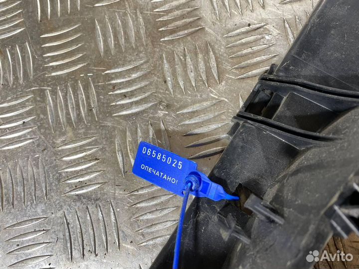 Диффузор вентилятора Audi Q7 4L 2008 7L0121207D