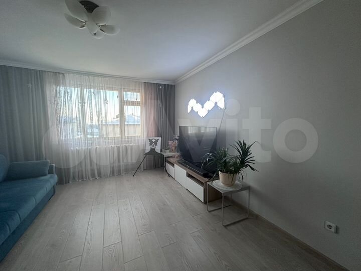 4-к. квартира, 102,3 м², 5/5 эт.