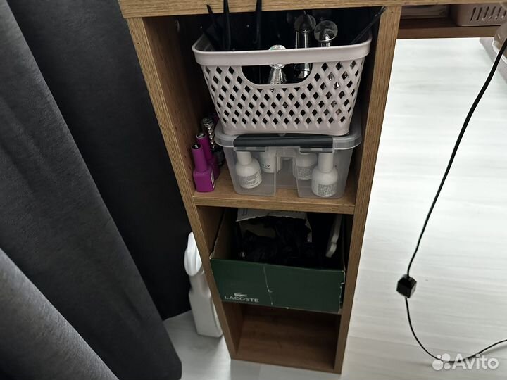 Продам стол для маникюра