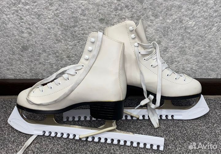 Коньки фигурные