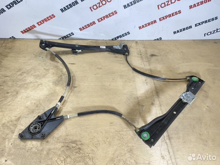 Стеклоподъемник передний правый