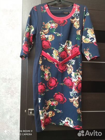Платье трикотажное женское 46 размер