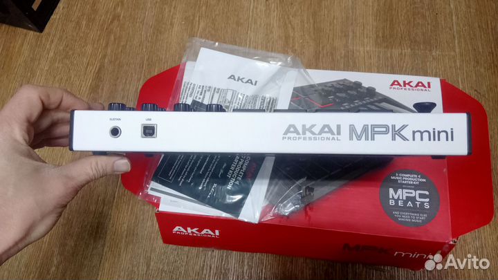 Midi клавиатура akai MPK mini MK3 black