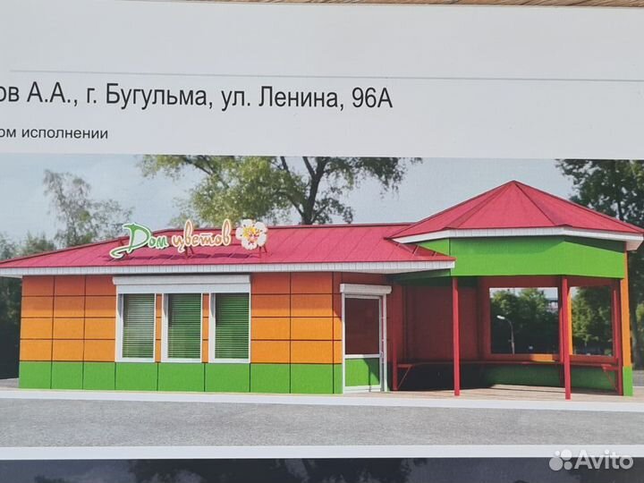 Продавец в цветочный