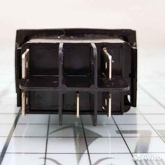 Выключатель клавишный Carling Technologies Contura II ON-OFF 12В с красным светодиодом, Osculati 14