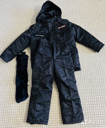 Бушлат и брюки полицейские женские