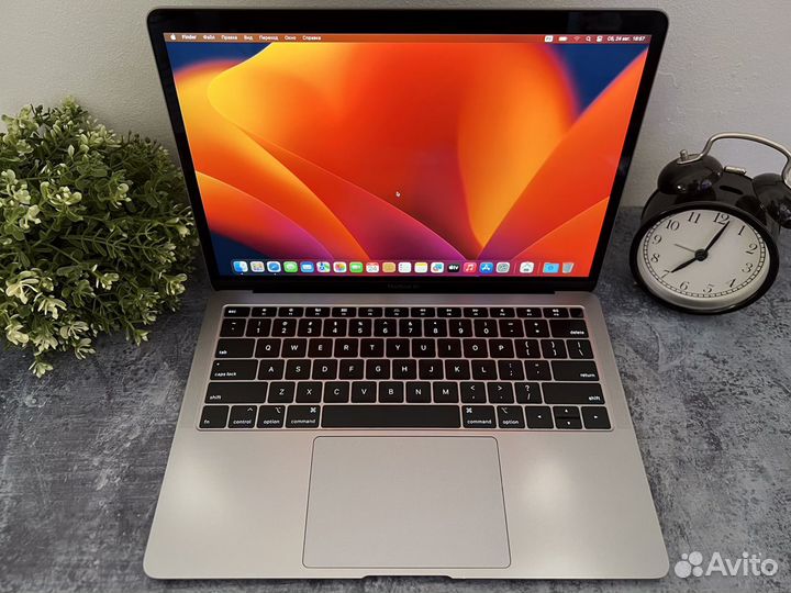 MacBook Air 13 2019 8Gb/256Gb/i5/New Akb