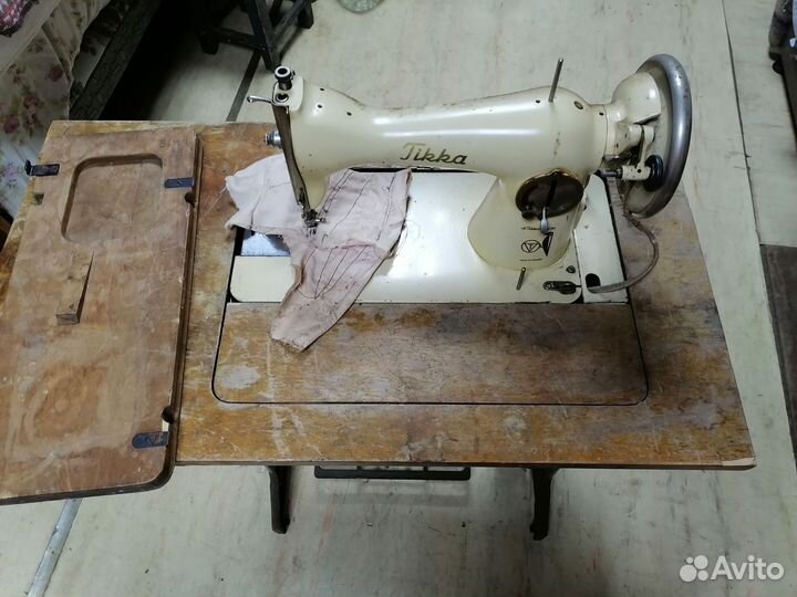 Швейная машина tikka