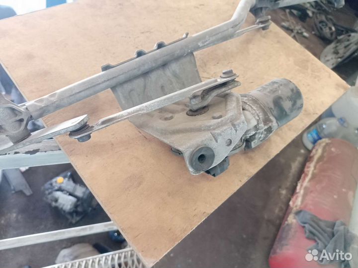 Трапеция дворников с мотором Renault Scenic 2