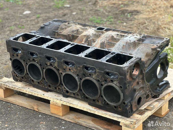 Блок цилиндров scania dsk12 420л.с