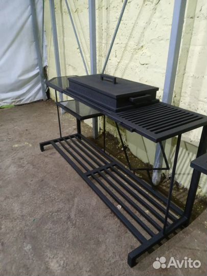 Мангал в стиле лофт с каменной столешницей