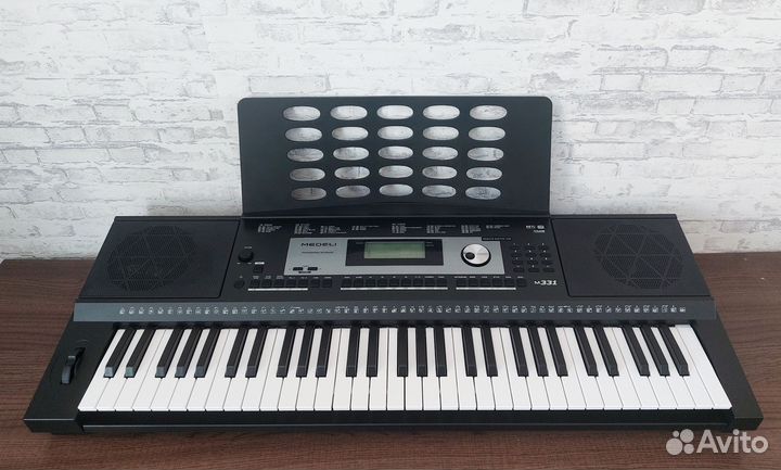 Синтезатор