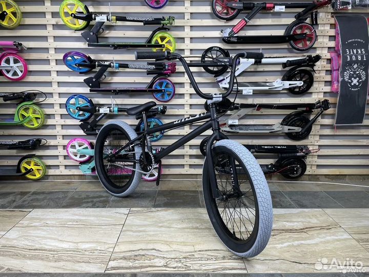 Трюковой велосипед BMX