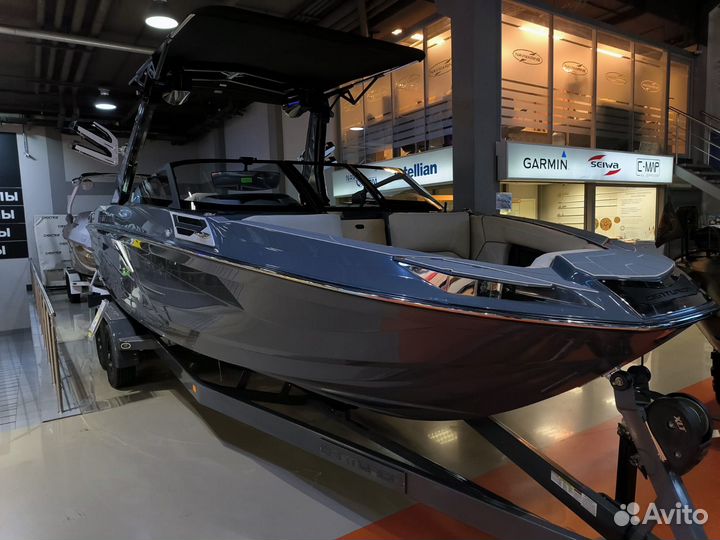 Катер-буксировщик Centurion Ri-230