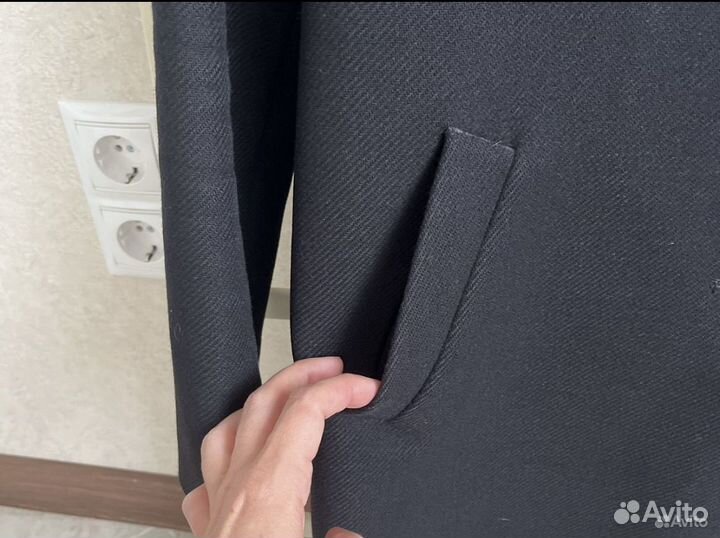 Пальто Massimo Dutti шерсть демисезонное 48 р