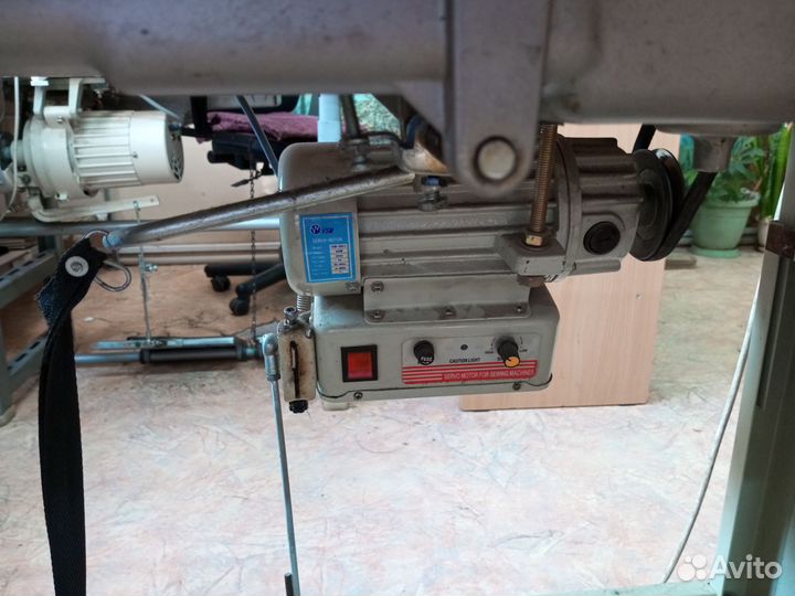 Швейная машина промышленная