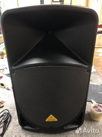 Акустическая система Behringer B115W (арт. 306795)