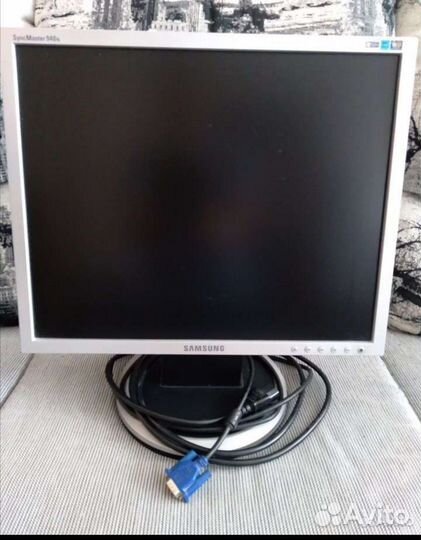 Монитор Samsung