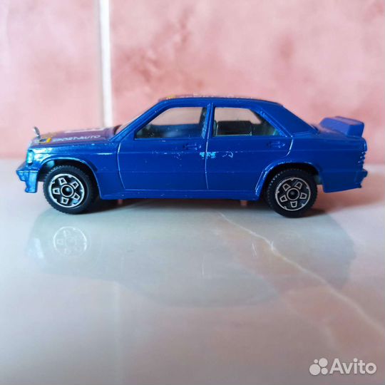 Модели Bburago