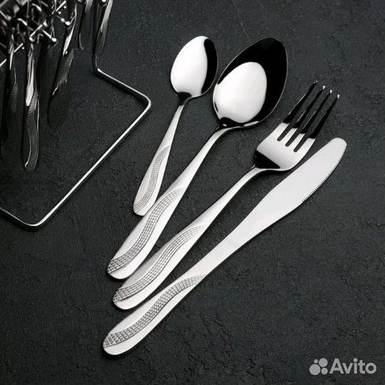 Набор столовых приборов 24