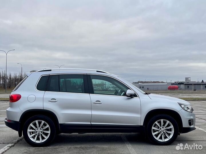 Volkswagen Tiguan 2.0 AT, 2012, 128 000 км