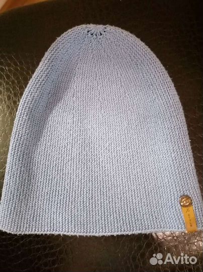 Женская шапка