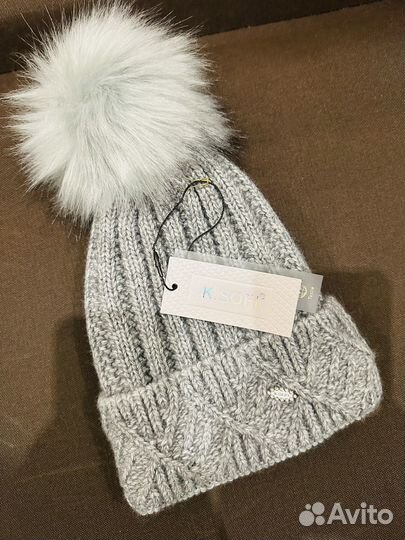 Новая тройная шапка для девочки красивая