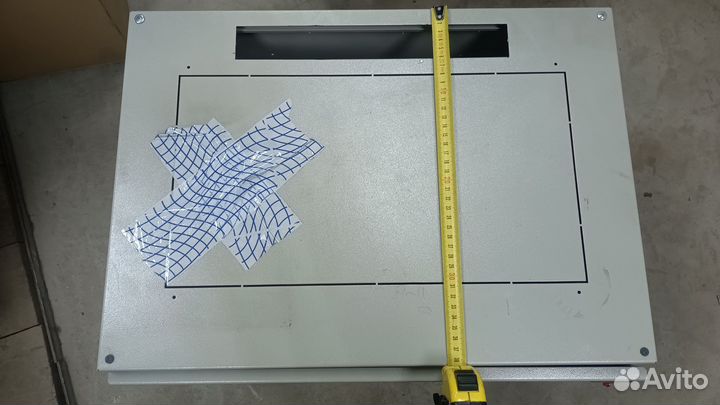 Телекоммуникационный шкафы 12u и 22u юнитов