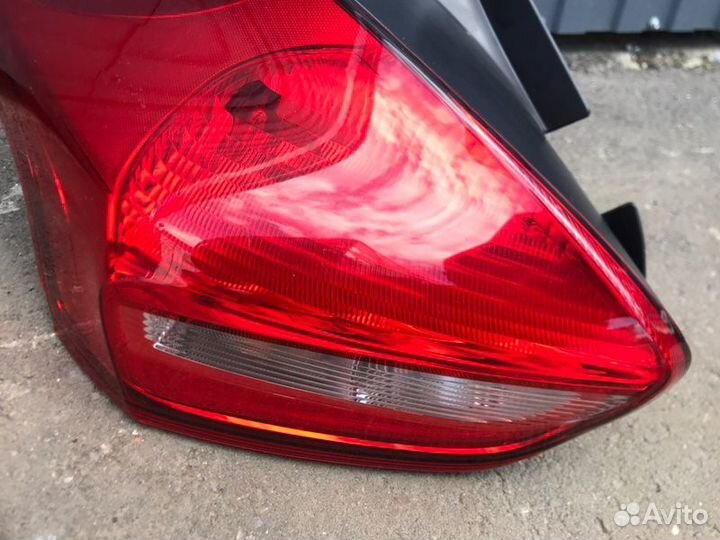 Фонарь задний левый Ford Focus 3 рестайлинг