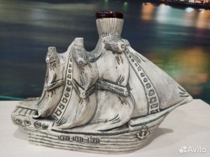 Сувенирная бутылка корабль 