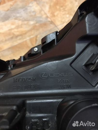 Фара правая Lexus NX 200; NX 200t; NX 300