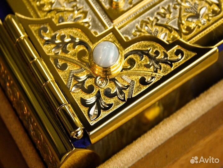 Подарочная Библия