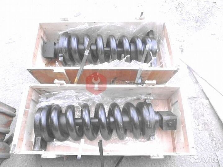 Натяжитель гусеницы Hyundai R380LC-9 81QA-15015