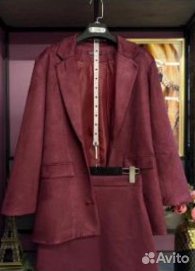 Костюм женский