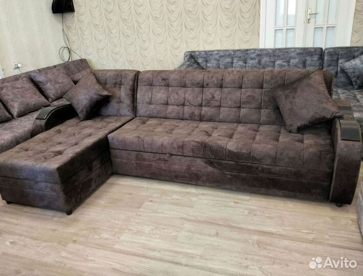 Угловой диван раскладной в наличии не б/у