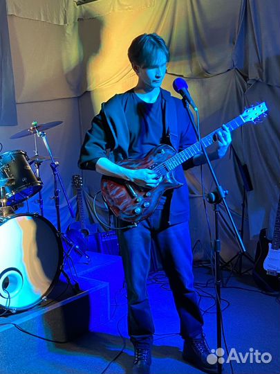 Обучение игре на электрогитаре