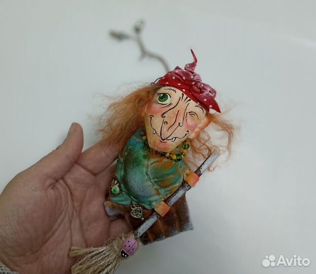 Злых людей метлой прогоню